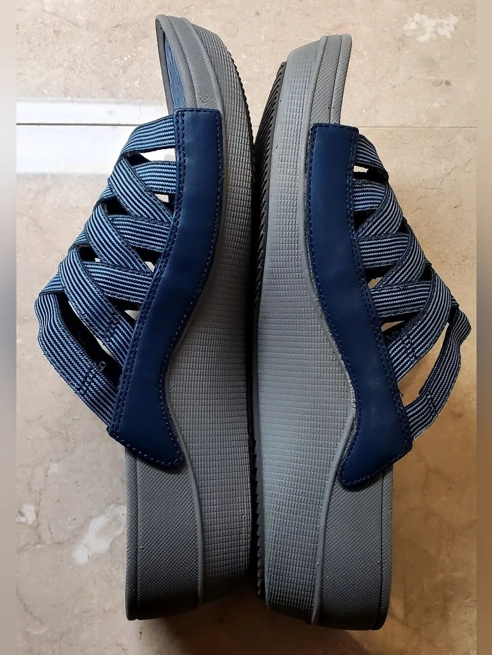 Bare Traps Sandals Braverly Slide Wedge Heel Blue Gray Strappy Slip On Wmns. 8M - Picture 4 of 9
